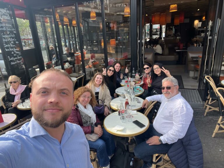 Special experience in Paris !